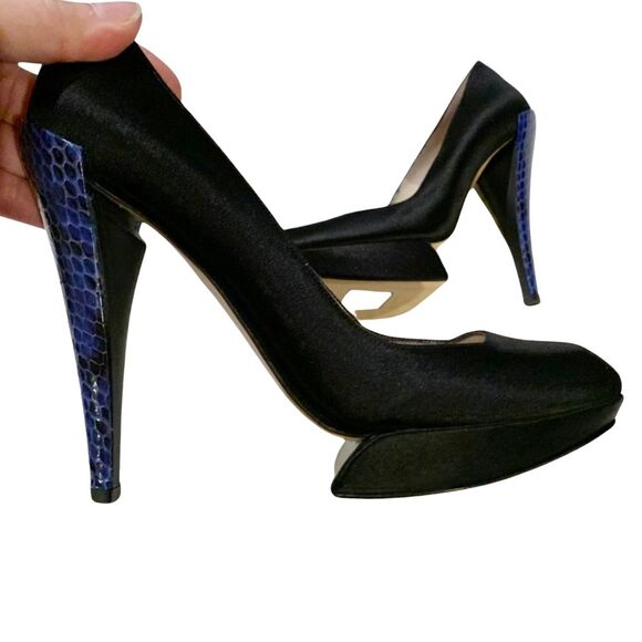 Nicholas Kirkwood Python Heel Platform Pumps 7.5 Black NEW - Picture 2 of 10